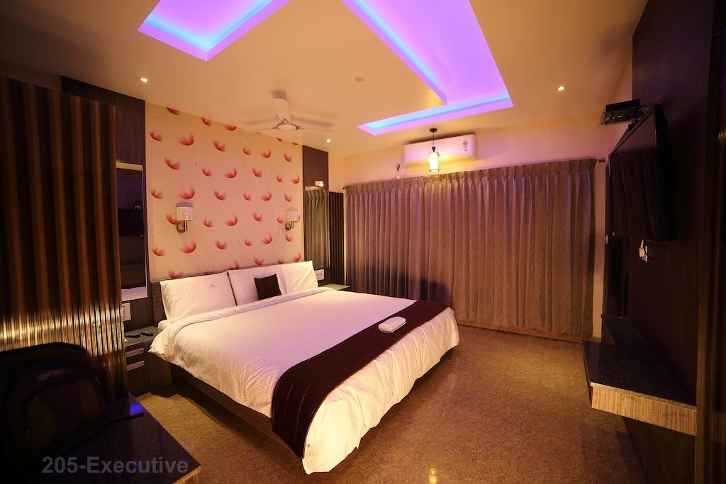 Vijaya Residency - Porur Villa Chennai Rum bild