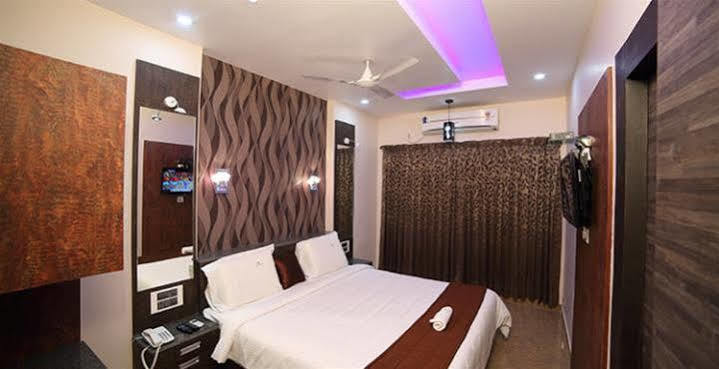 Vijaya Residency - Porur Villa Chennai Exteriör bild
